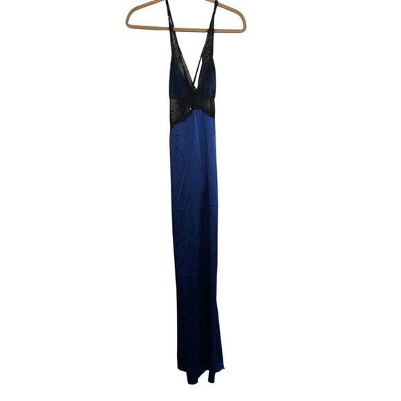 NWT Frederick's of Hollywood Blue Black Lace Satin Glossy Slit Maxi Gown Size M - Picture 2 of 6